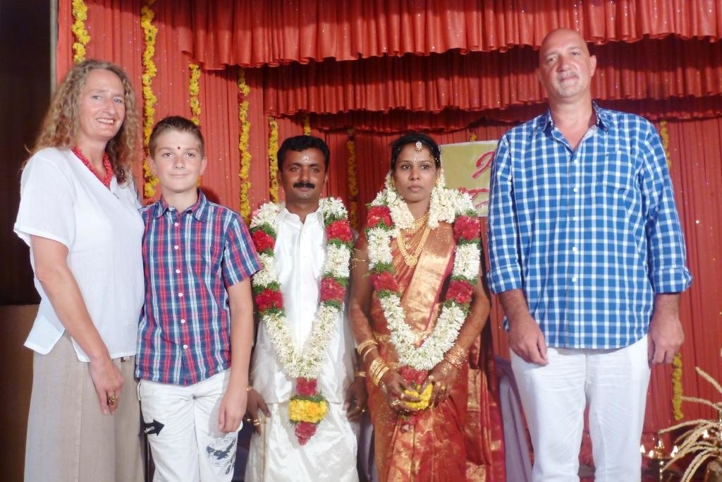 Als "riesige" Ehrengäste auf einer Hochzeit in Südindien © Cristina