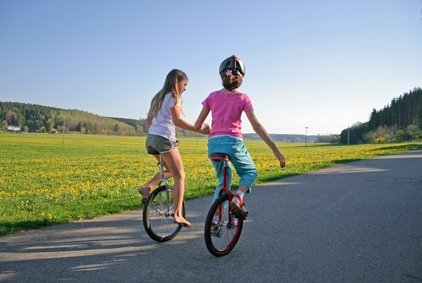 Freundschaften schließen im Urlaub, das klappt besser mit einem kleinen Wortschatz © paul prescott - Fotolia.com